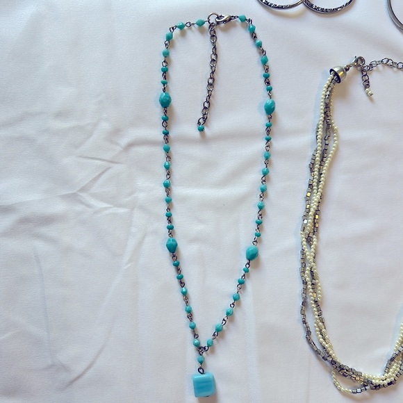 Fashion jewelry bundle - Picture 5 of 6